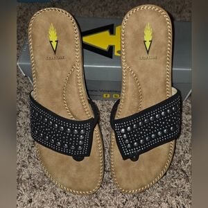 Volatile Women's Black and Tan Sandals
